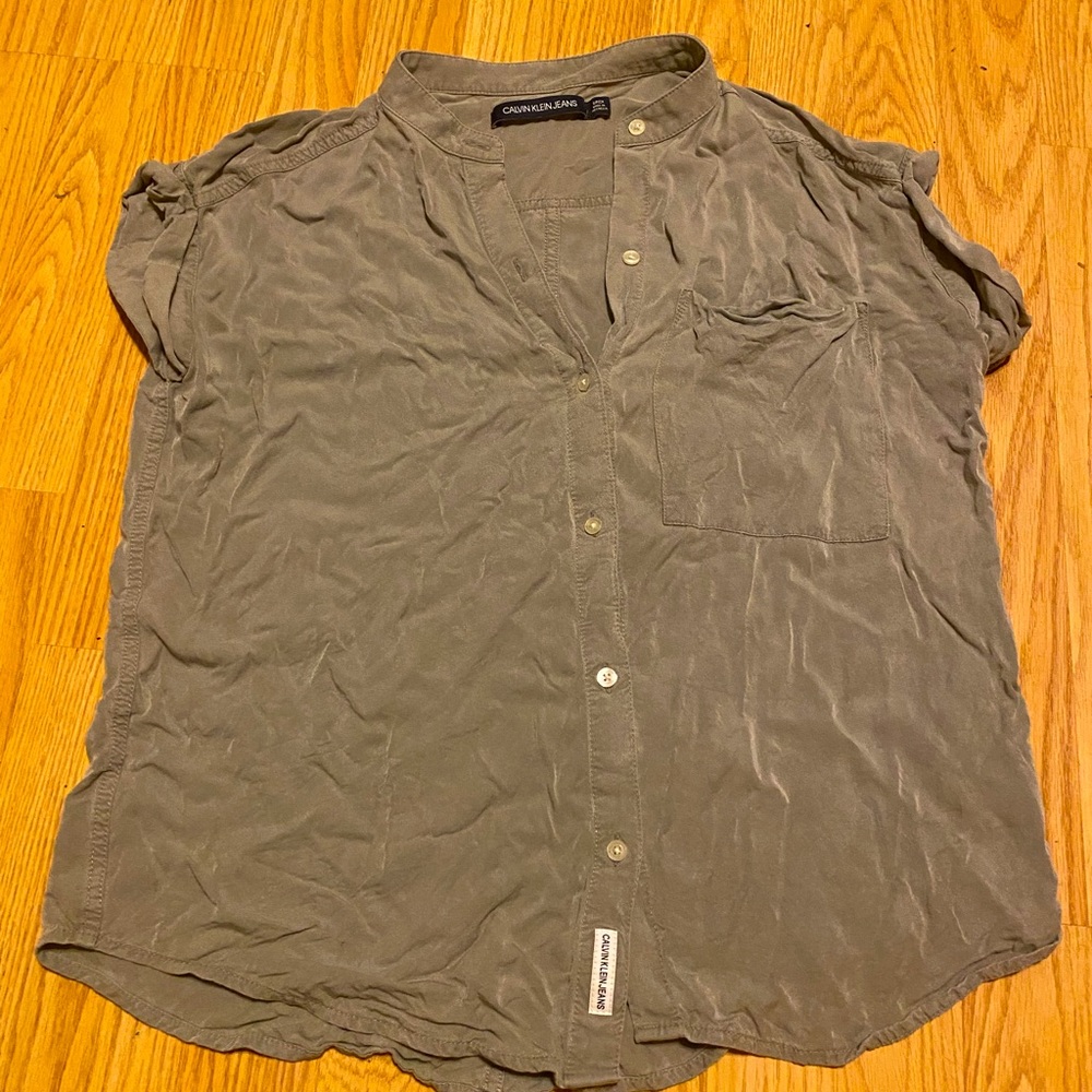 Calvin Klein soft button up shirt sz SP
